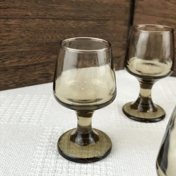 Set Of 4 Vtg Libbey Shot Glasses Tawny Accents in Smoky Brown Vintage Barware - Picture 4 of 6